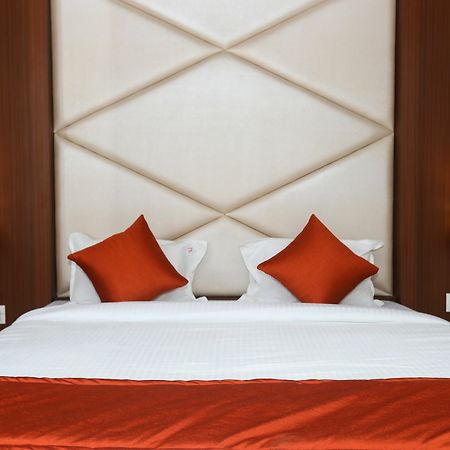 Hotel Spring Inn Bombay Extérieur photo
