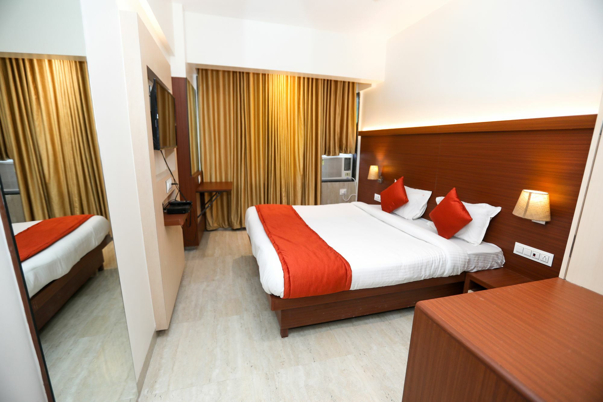 Hotel Spring Inn Bombay Extérieur photo