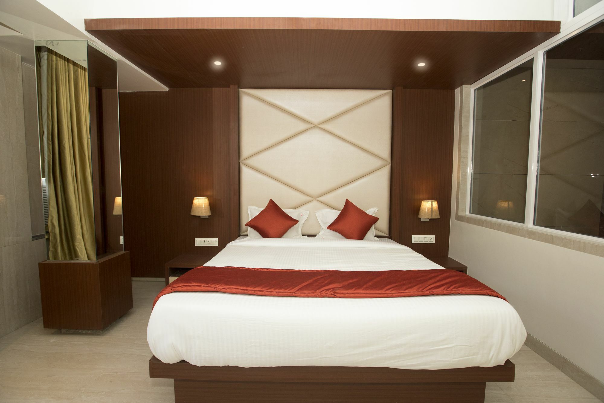 Hotel Spring Inn Bombay Extérieur photo